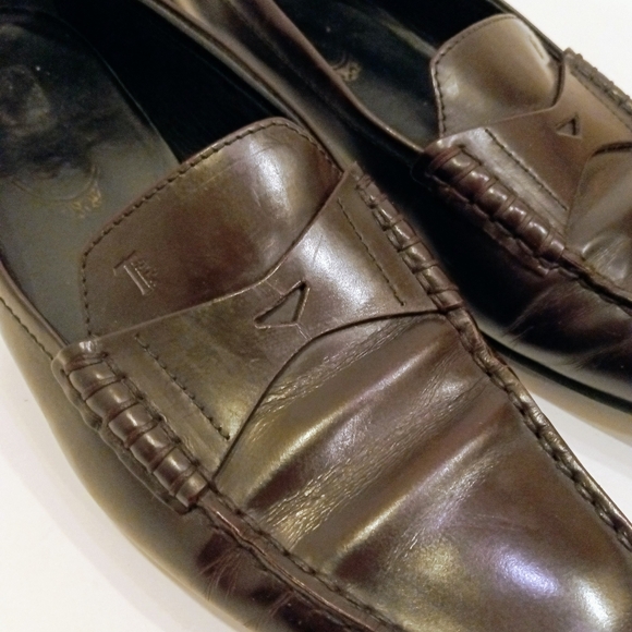 TOD'S Women's Square Toed Penny Loafer Brown Smooth Leather - Picture 5 of 11